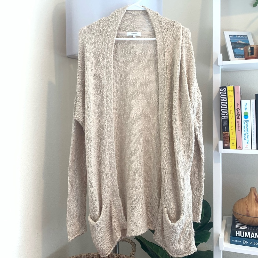 Aritzia Talula Long Tan Cardigan with Pockets Size Medium